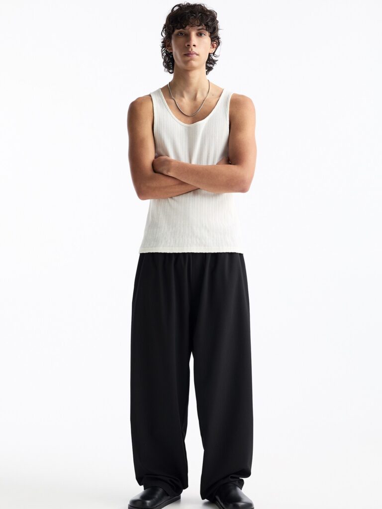 Cumpăra Pull&Bear Pantaloni  negru