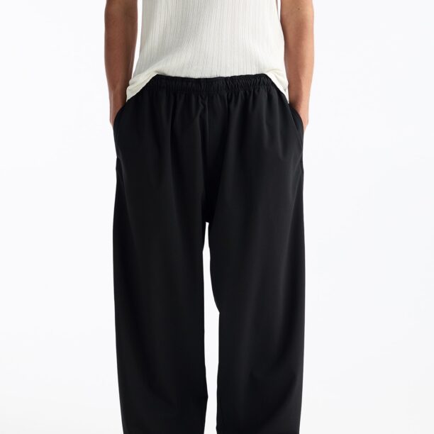 Pull&Bear Pantaloni  negru