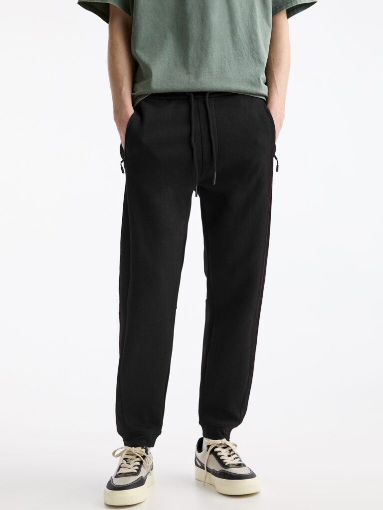 Pull&Bear Pantaloni  negru