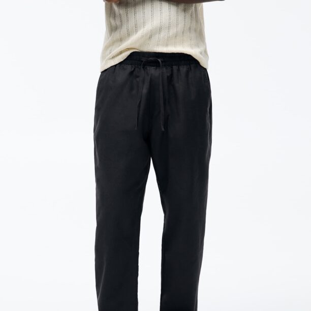 Pull&Bear Pantaloni  negru