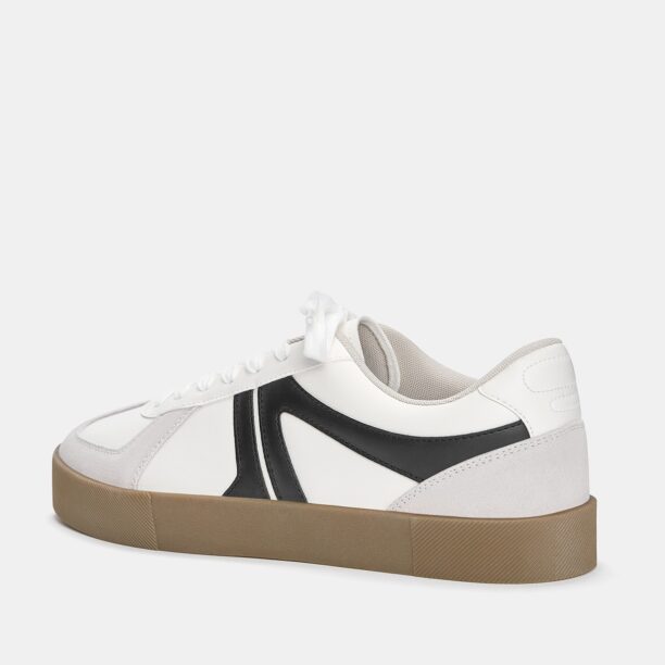 Cumpăra Pull&Bear Sneaker low  negru / alb / alb murdar