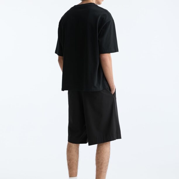 Pull&Bear Tricou  negru / alb preţ