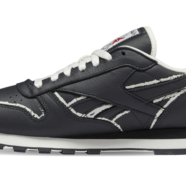 Reebok Classic Leather Legacy x Keith Haring preţ