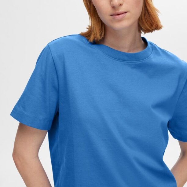 Preţ SELECTED FEMME Tricou 'ESSENTIAL'  azur