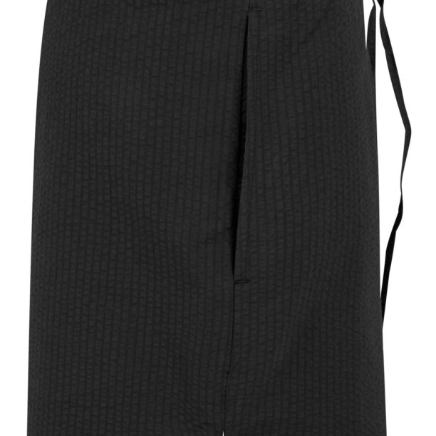 Preţ Urban Classics Pantaloni 'Seersucker'  negru