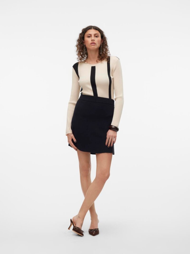 Cumpăra VERO MODA Pulover 'VMGOLD NEW'  bej deschis / negru