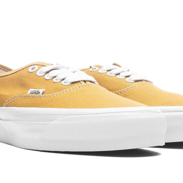 Vans Premium Authentic 44 preţ