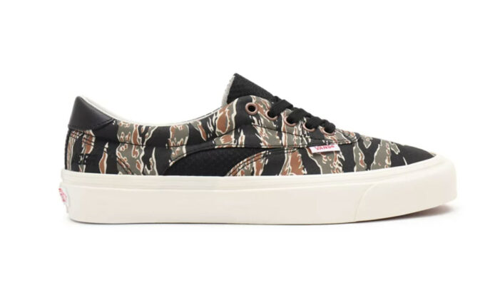 Preţ Vans UA Acer Mesh NI SP Tiger Camo