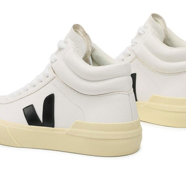 Cumpăra Veja MINOTAUR CHROMEFREE LEATHER WHITE BLACK BUTTER