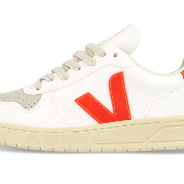 Veja V-10 CWL WHITE ORANGE FLUO preţ