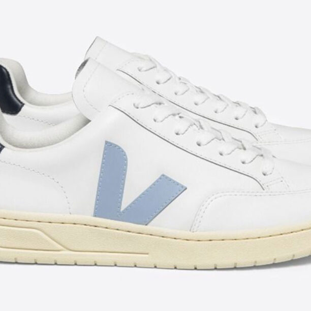 Veja V-12 Leather White Steel Nautico preţ