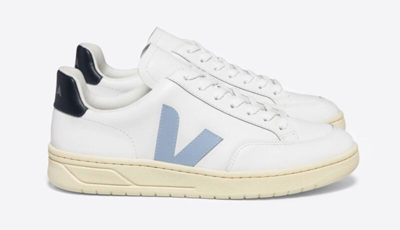 Veja V-12 Leather White Steel Nautico preţ