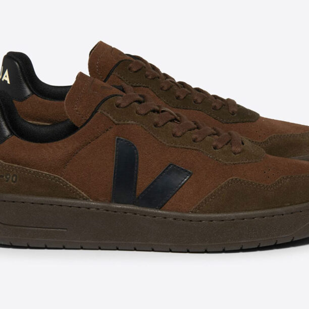 Veja V-90 Suede Walnut Black preţ