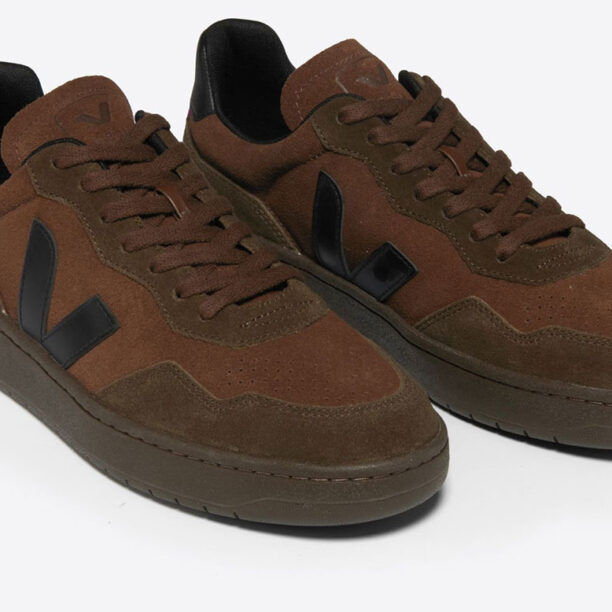 Preţ Veja V-90 Suede Walnut Black