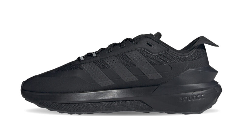 adidas Avryn preţ