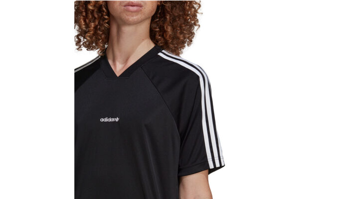 Preţ adidas Graphics Common Memory Tee