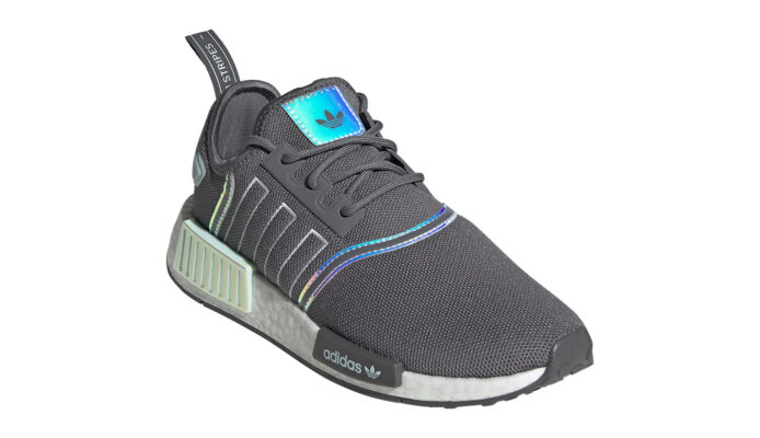 Cumpăra adidas NMD_R1