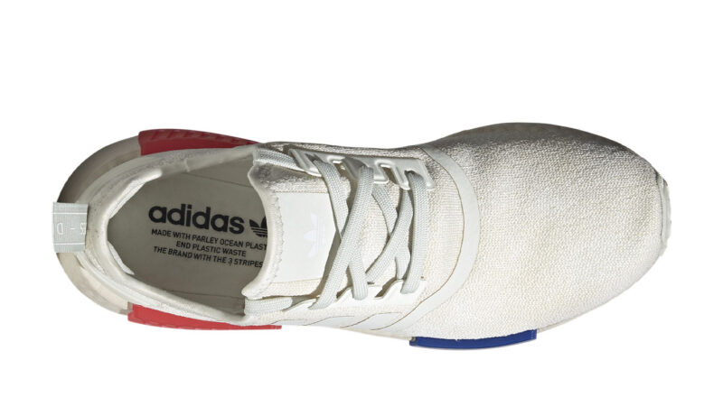 Preţ adidas NMD_R1