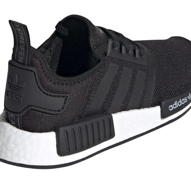 Preţ adidas NMD_R1 Junior