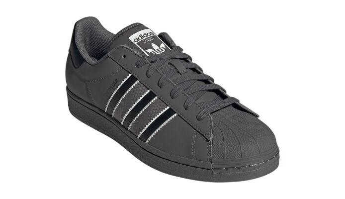 Preţ adidas Superstar