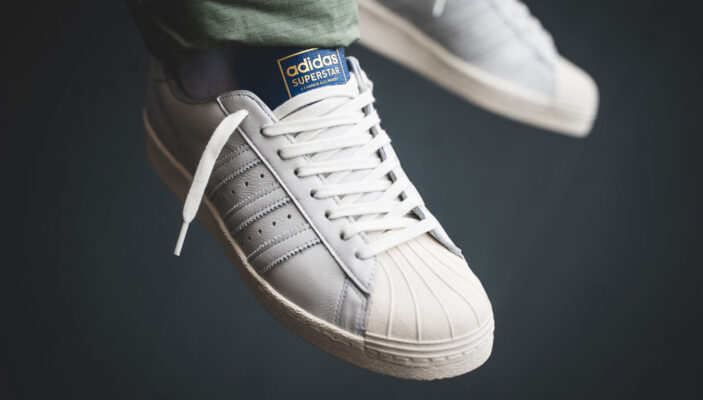 Preţ adidas Superstar BT