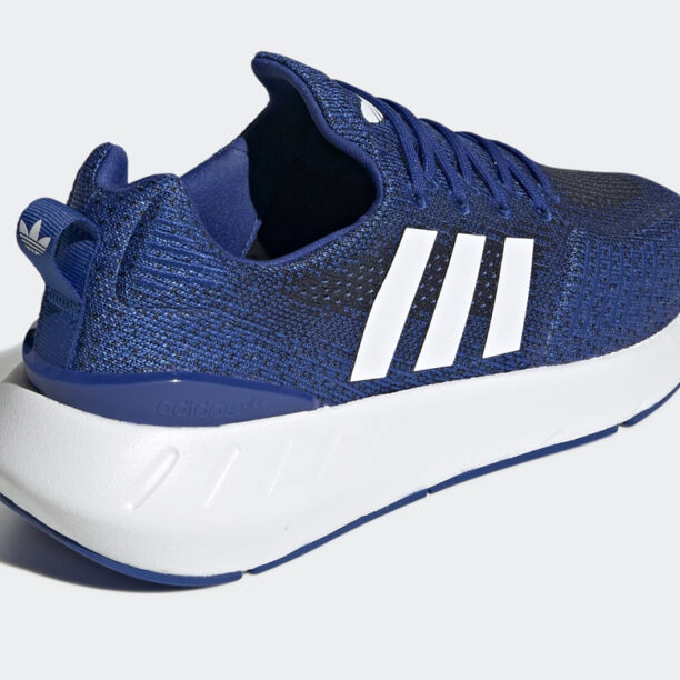 Preţ adidas Swift Run 22