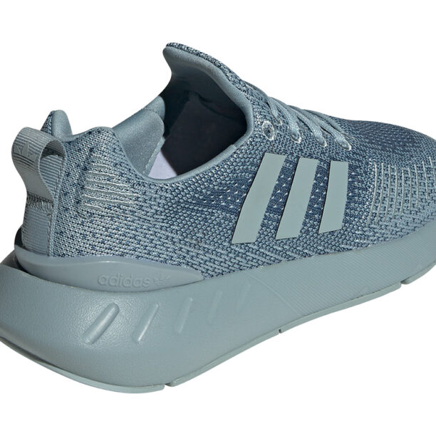 Preţ adidas Swift Run 22