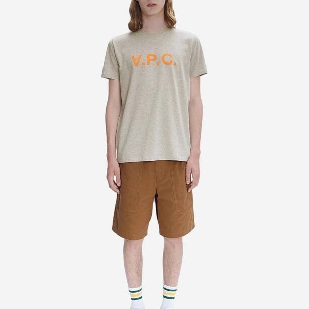 A.P.C. pantaloni scurți din bumbac culoarea maro COGBJ.H10179-CARAMEL preţ