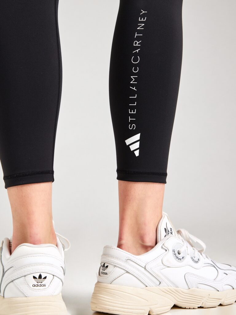 Preţ ADIDAS BY STELLA MCCARTNEY Pantaloni sport 'TrueStrength'  negru / alb