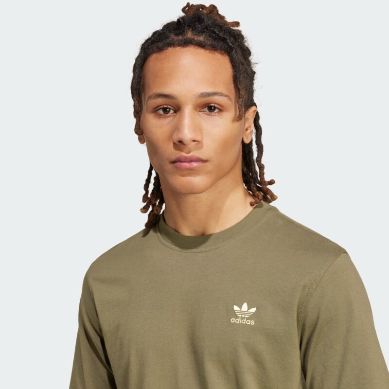 Cumpăra ADIDAS ORIGINALS Tricou 'Trefoil Essentials'  oliv / verde pastel