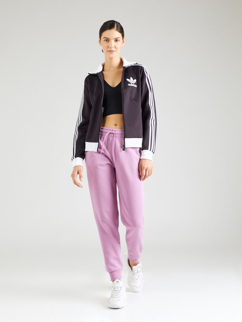 Cumpăra ADIDAS SPORTSWEAR Pantaloni sport 'Essentials'  mov prună / alb