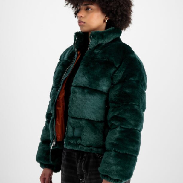 ALPHA INDUSTRIES Geacă de iarnă  verde / argintiu preţ