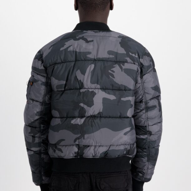 Preţ ALPHA INDUSTRIES Geacă de primăvară-toamnă 'Camo'  gri / roșu / negru