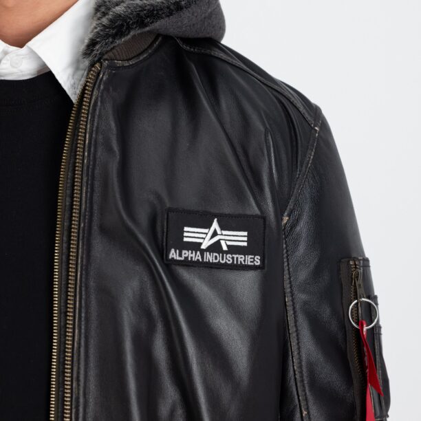 Preţ ALPHA INDUSTRIES Geacă de primăvară-toamnă 'MA-1 D'  maro / sângeriu / negru / alb