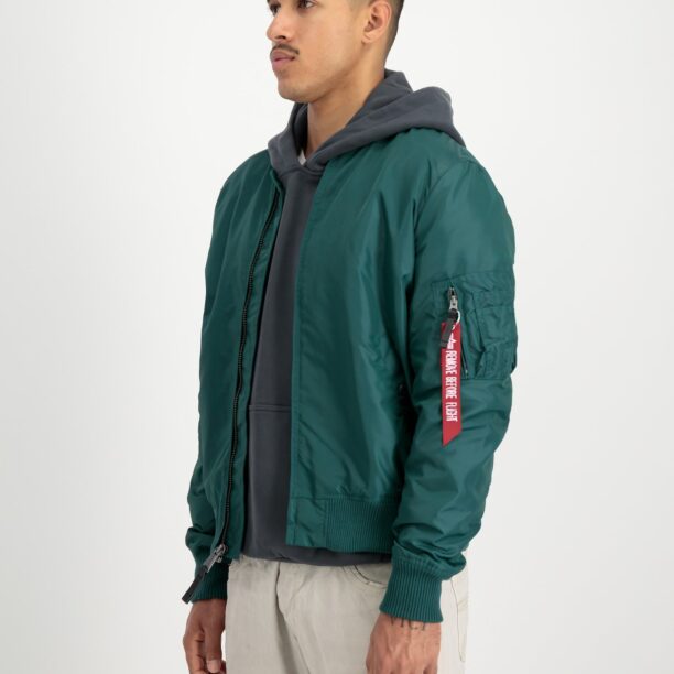 Preţ ALPHA INDUSTRIES Geacă de primăvară-toamnă 'MA-1 TT'  verde / sângeriu / alb