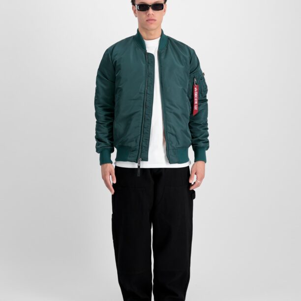 ALPHA INDUSTRIES Geacă de primăvară-toamnă 'MA-1 VF 59'  verde petrol / sângeriu preţ