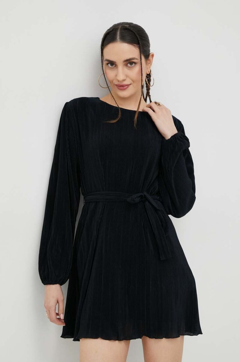 Abercrombie & Fitch rochie culoarea negru