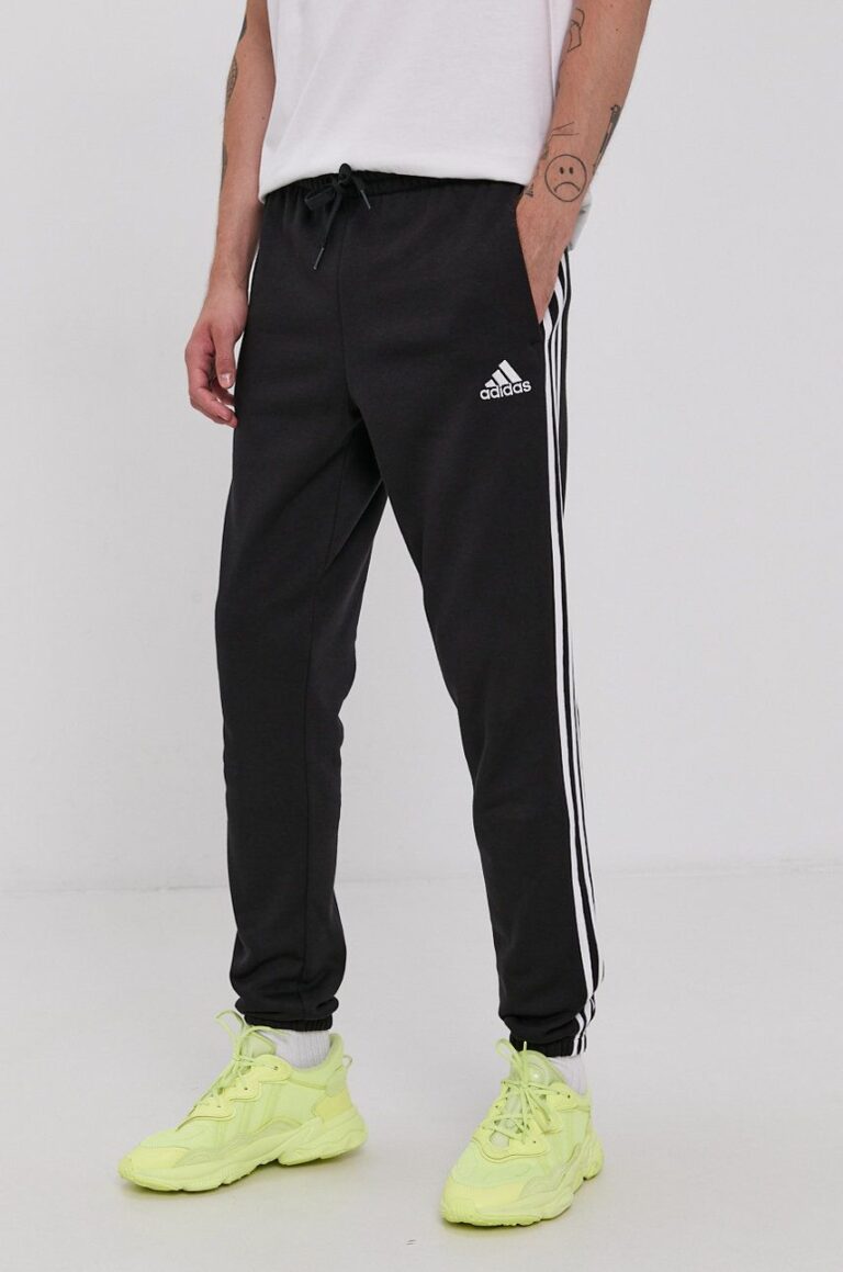 Adidas Pantaloni GK8822 bărbați