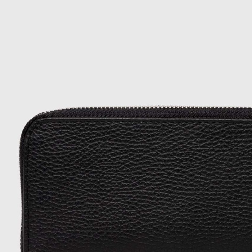 culoarea negru