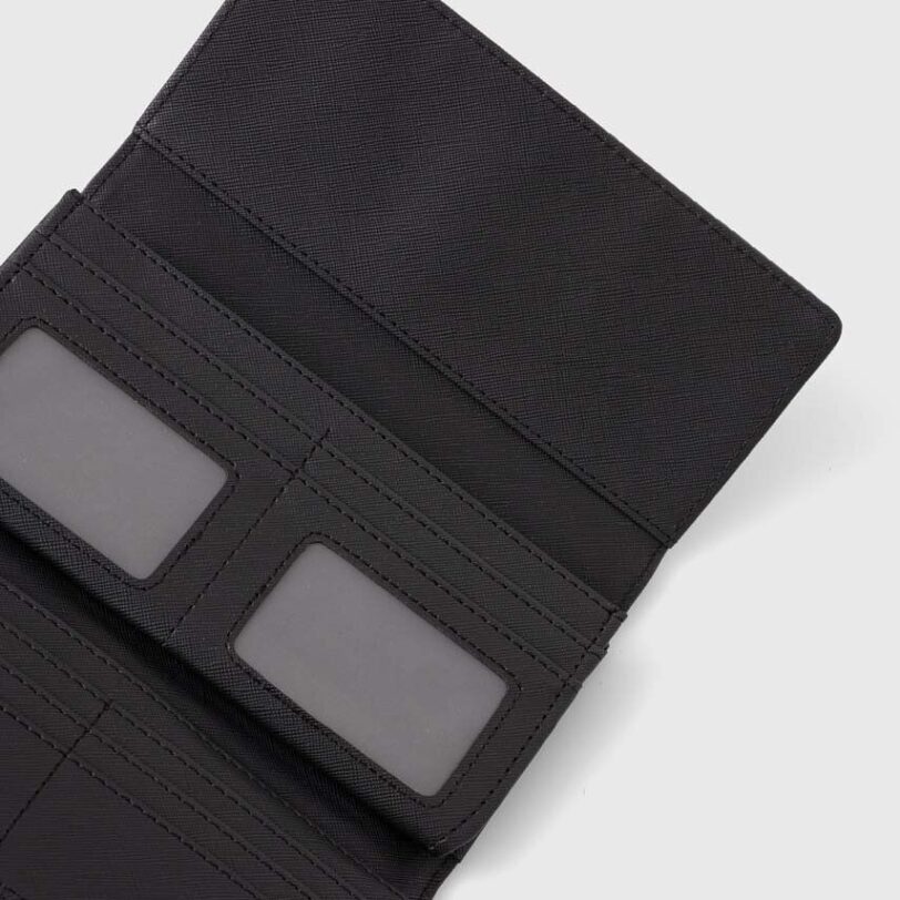 culoarea negru