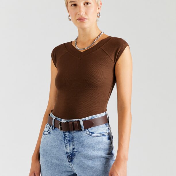 BDG Urban Outfitters Tricou 'SHANNAN'  maro