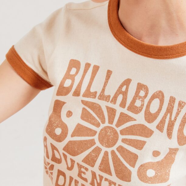 Preţ BILLABONG Tricou 'SUMMER CAMP'  maro caramel / alb