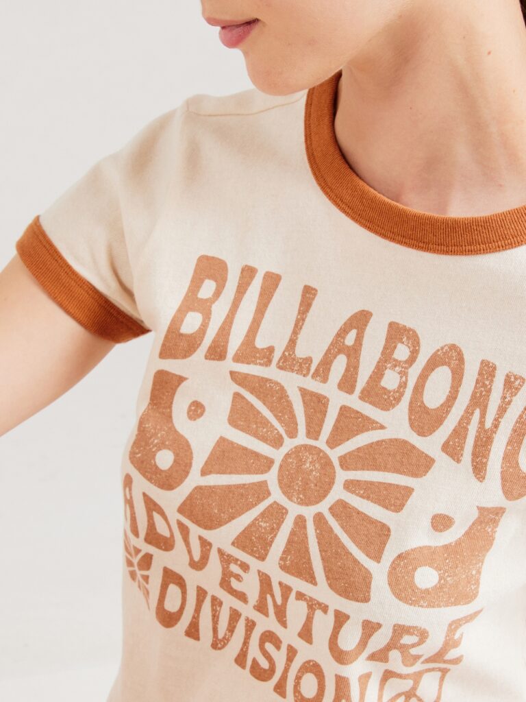 Preţ BILLABONG Tricou 'SUMMER CAMP'  maro caramel / alb