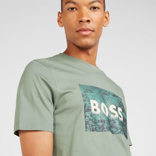 BOSS Tricou 'Building'  verde smarald / verde pastel / negru / alb murdar preţ