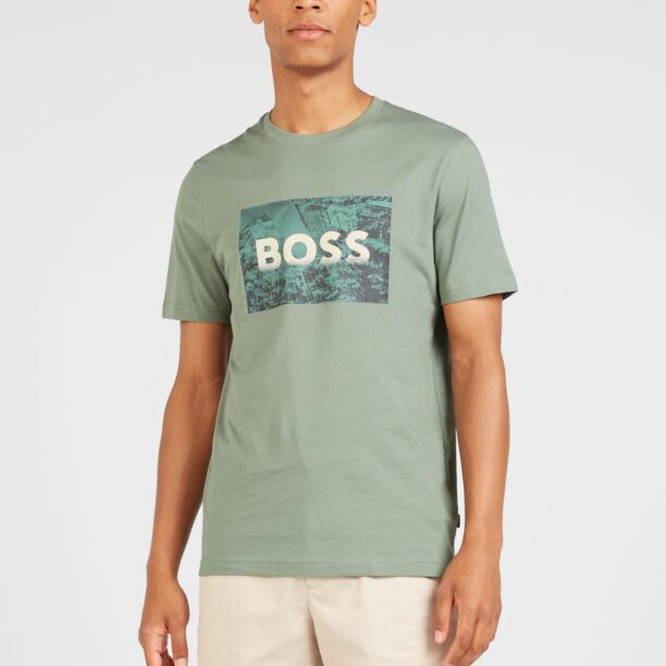 Preţ BOSS Tricou 'Building'  verde smarald / verde pastel / negru / alb murdar