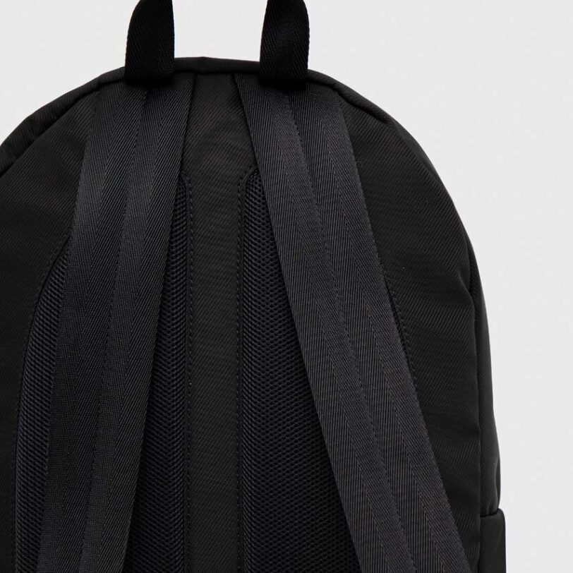 culoarea negru