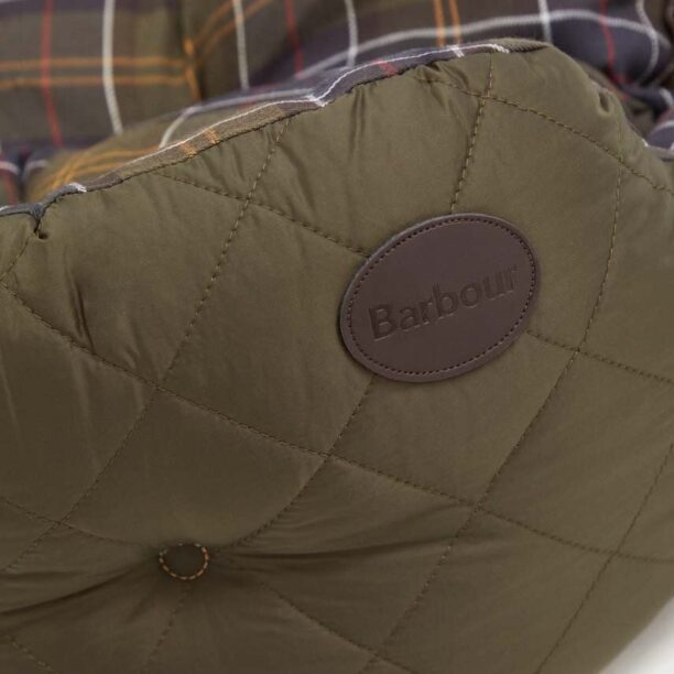 Barbour pat pentru animale de companie preţ