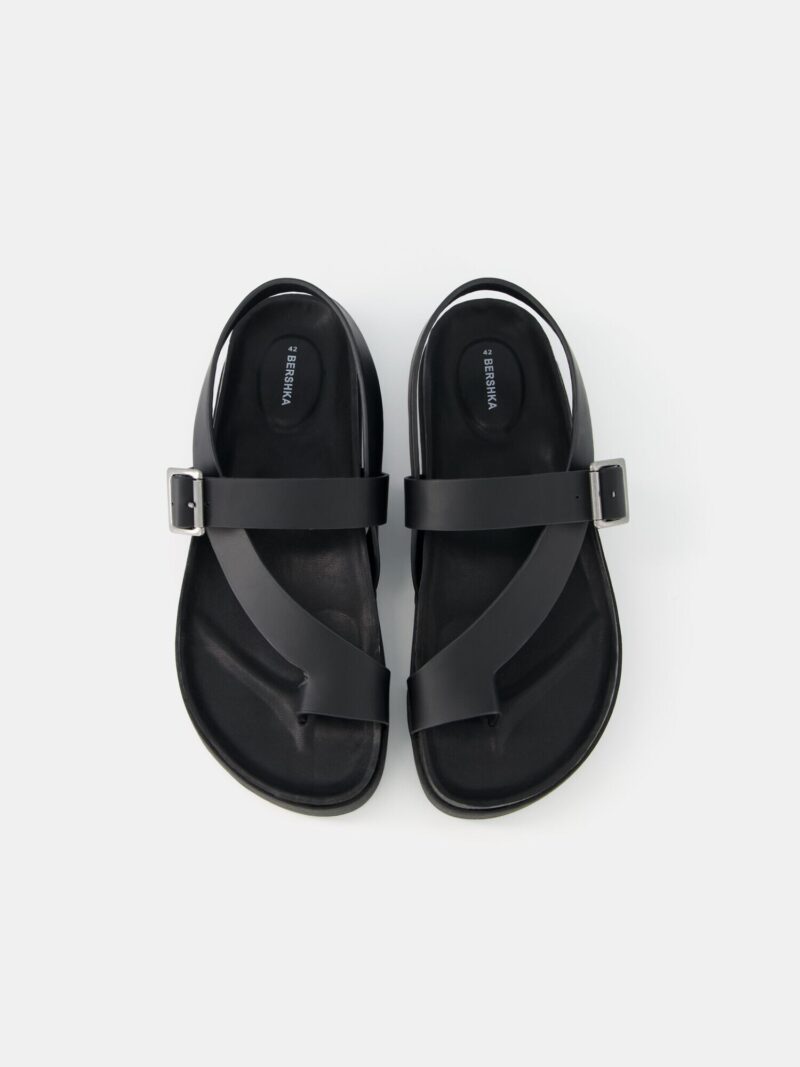 Bershka Flip-flops  negru preţ