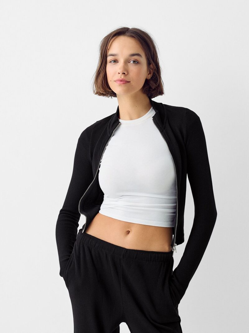 Bershka Geacă tricotată  negru