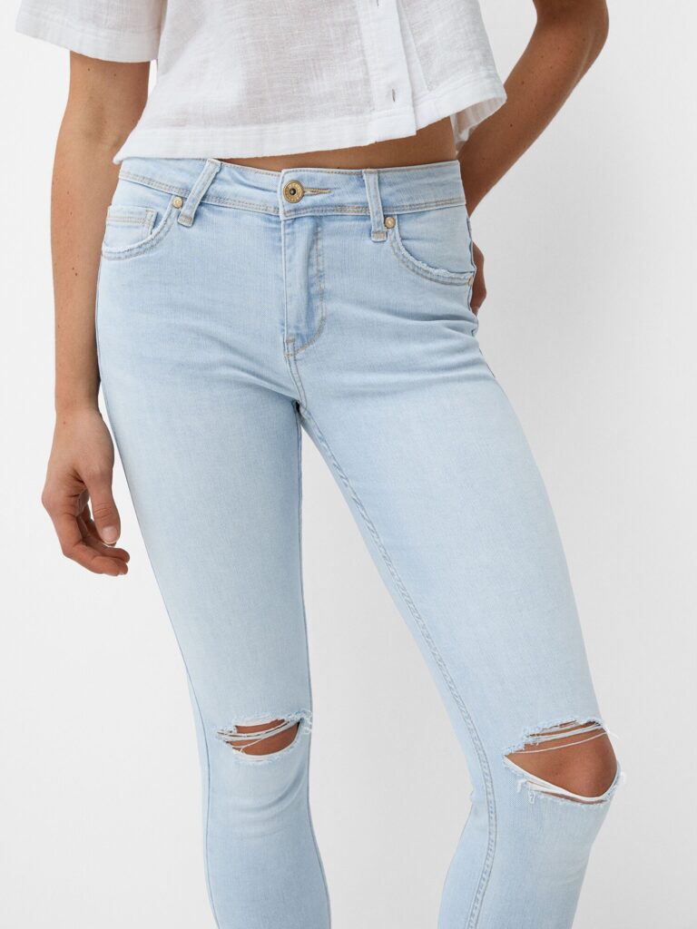 Original Bershka Jeans  albastru deschis